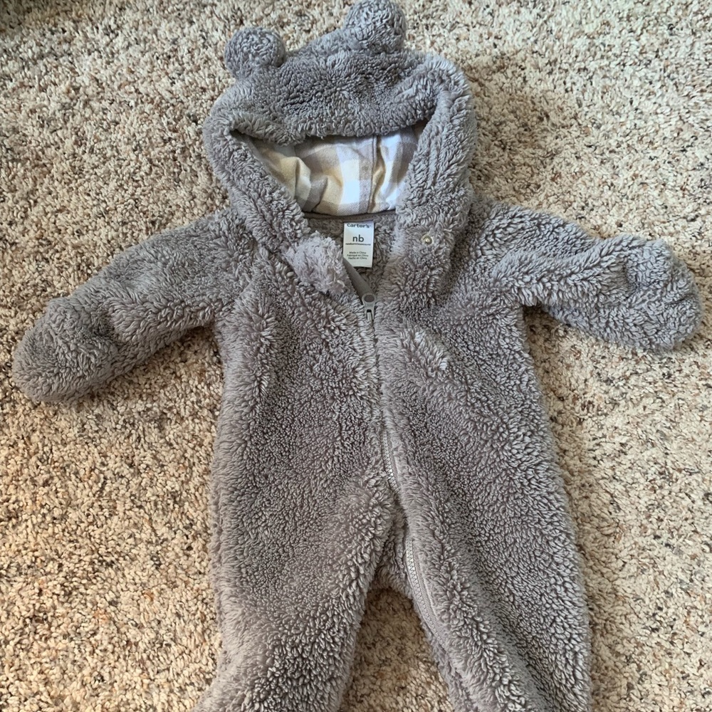 SOLD ** Brand new! NB outfit